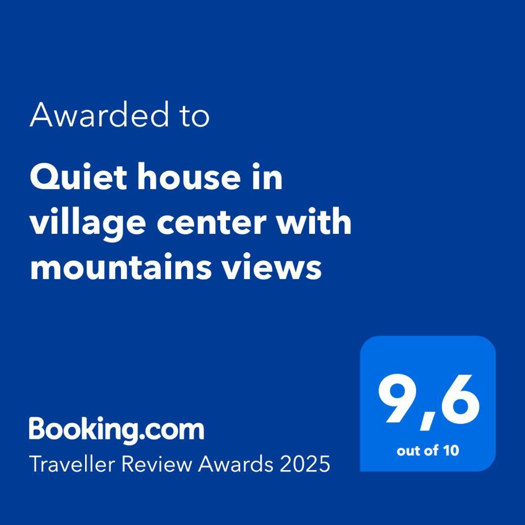 Quiet House In Village Center With Mountains Views フリヒリアナ エクステリア 写真